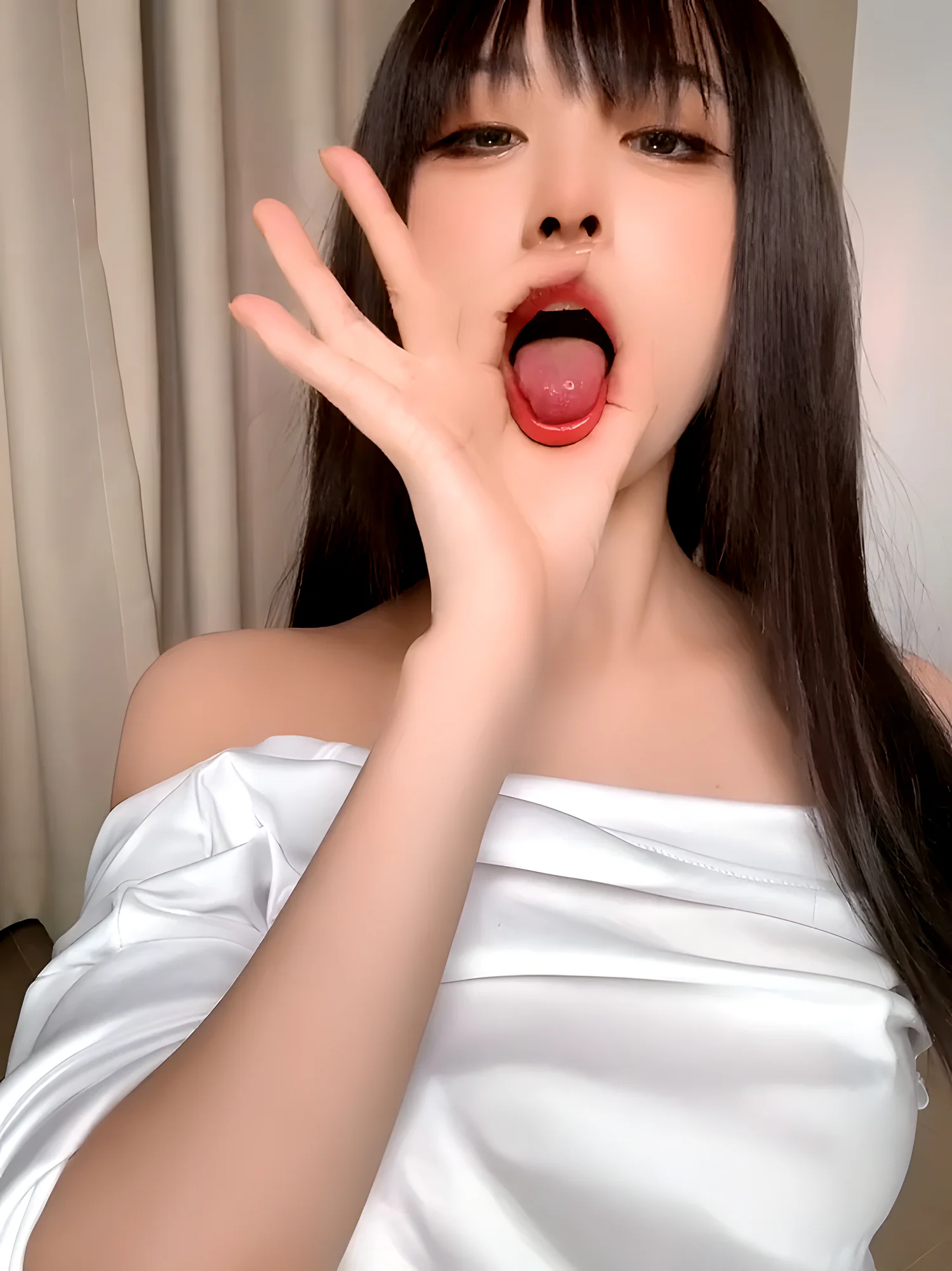 肉感美女丝袜视频写真-黑丝袜写真