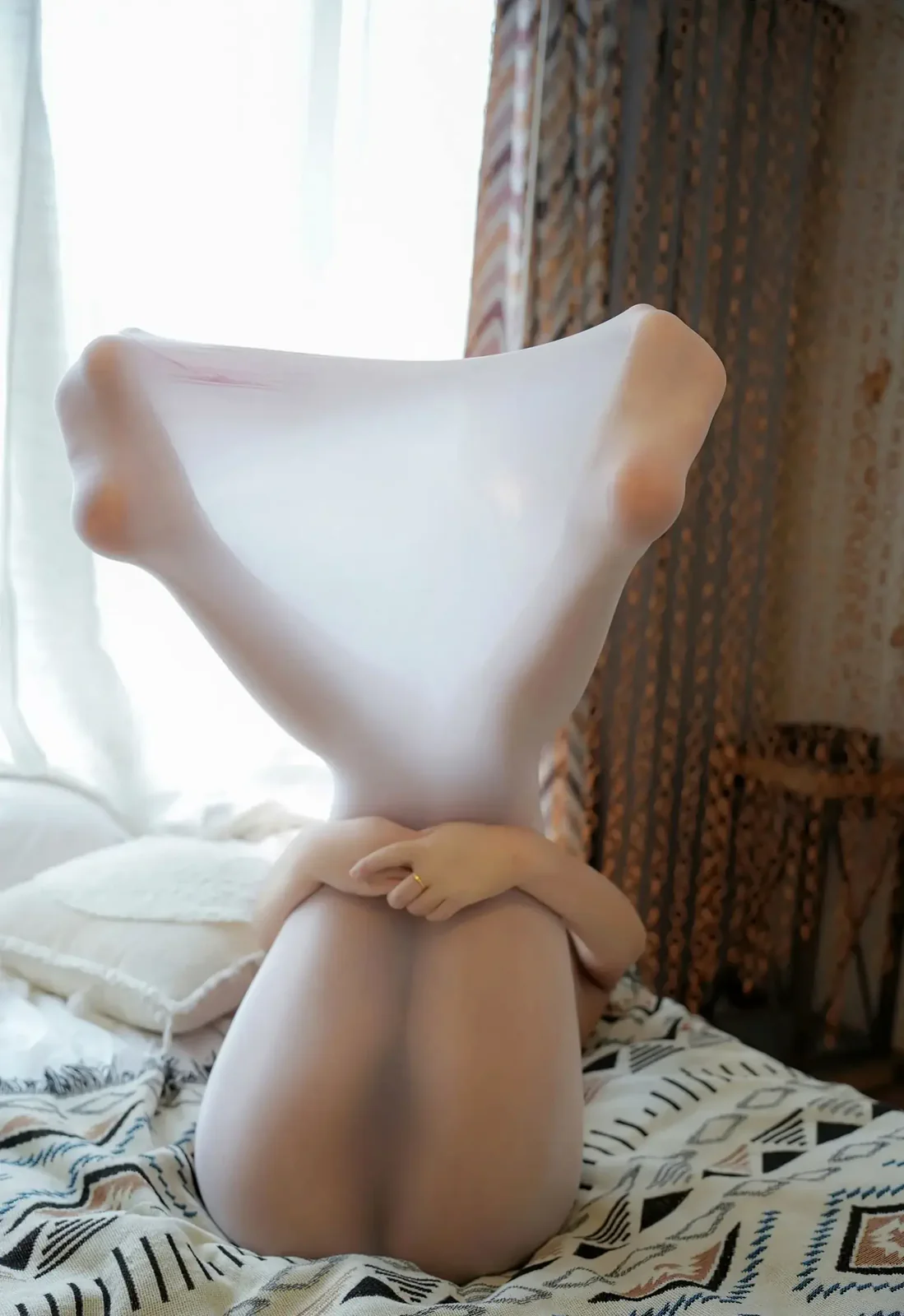 秀人网勾魂美女白露，私房美腿私拍资源